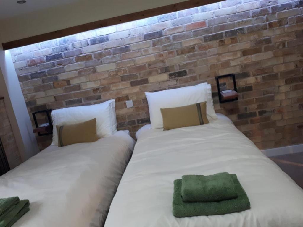 Top Tip Rooms Newmarket Newmarket  Bagian luar foto