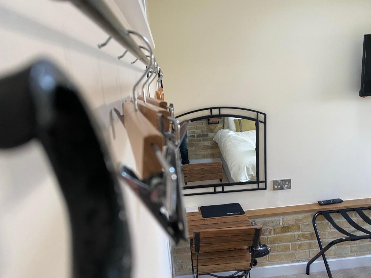 Top Tip Rooms Newmarket Newmarket  Bagian luar foto